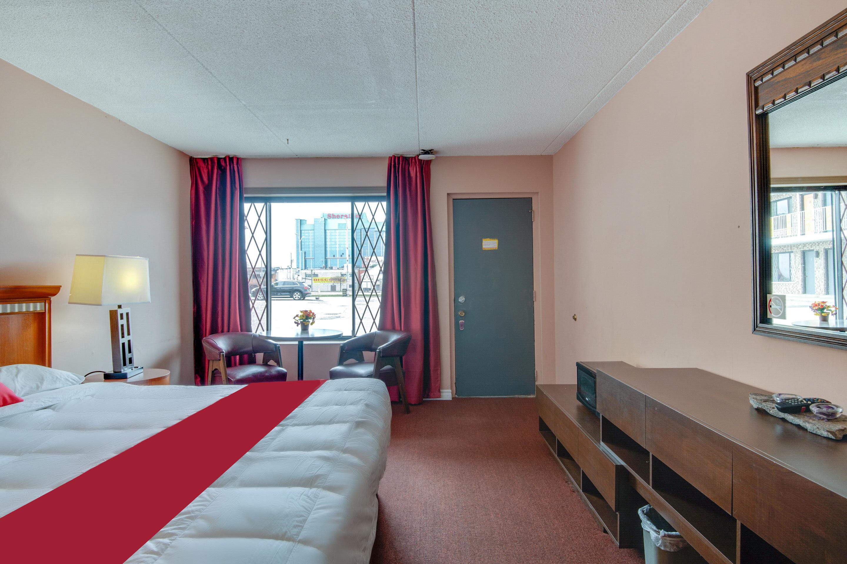 Falls Inn Near Casino Niagara By Oyo Exterior foto
