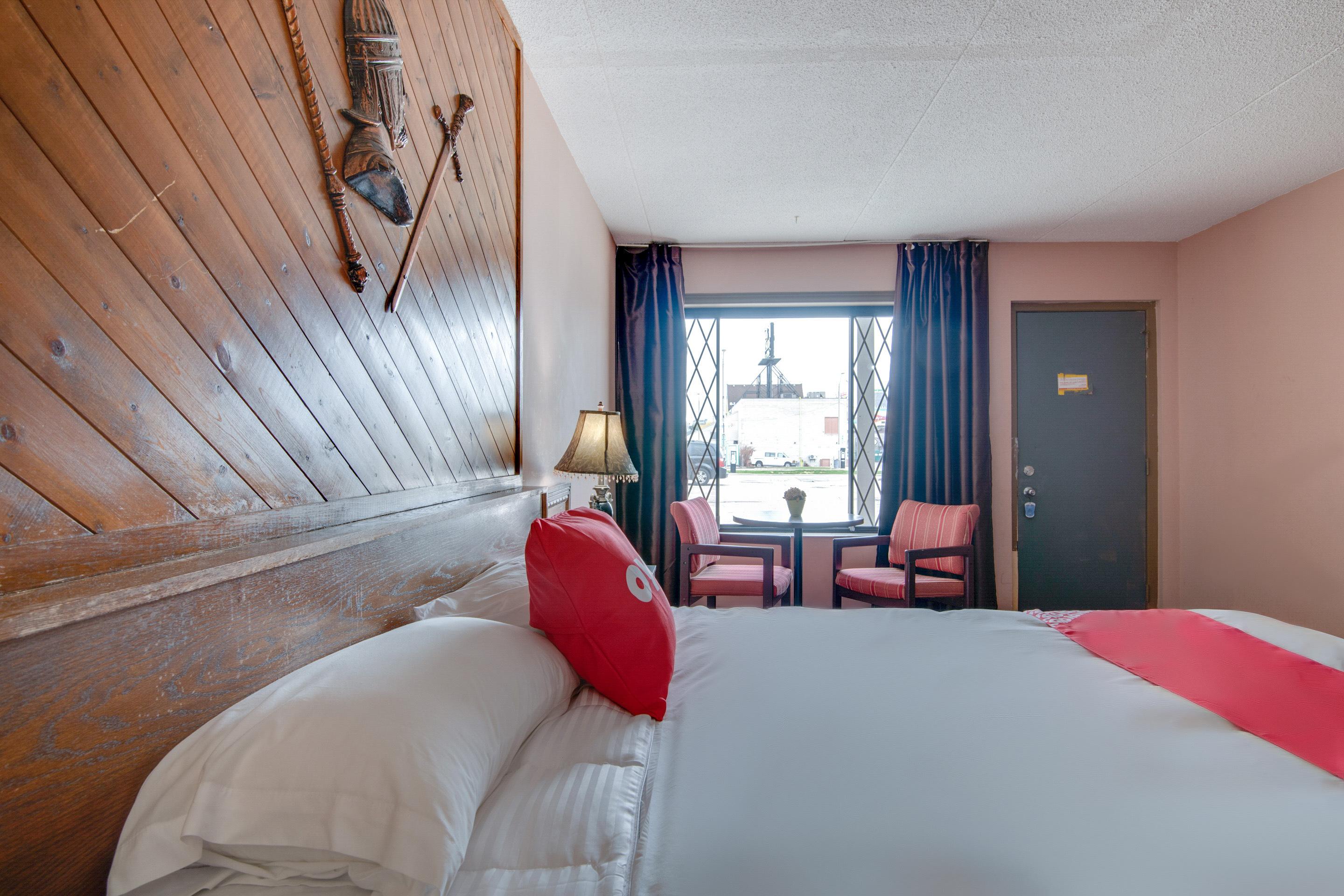 Falls Inn Near Casino Niagara By Oyo Exterior foto